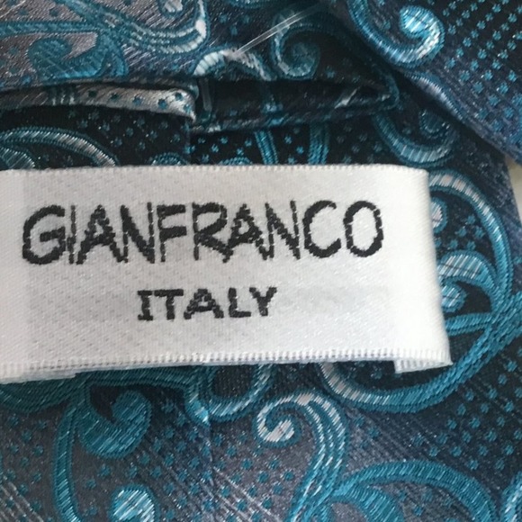 GIANFRANCO ITALY TIE with POCKET SCARF - Picture 4 of 7